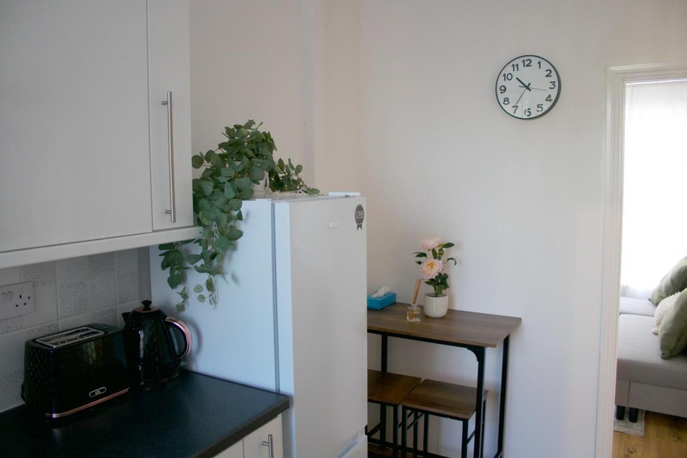 Stylish Cosy 1 Bedroom Flat London Eksteriør bilde